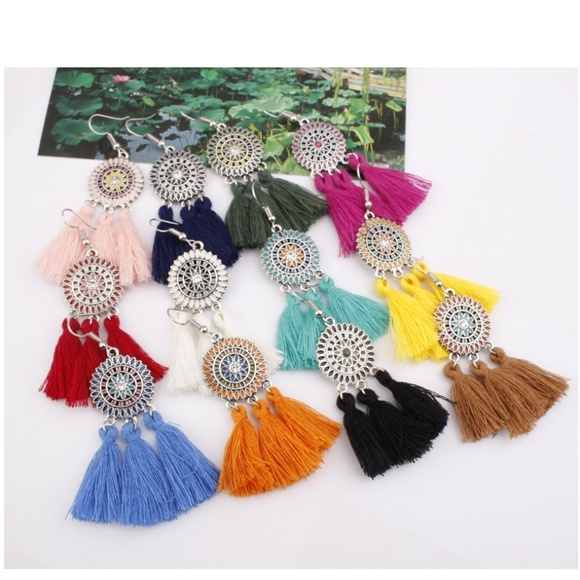 Western Tribal Tassel Dangling Earrings - Picture 3 of 4